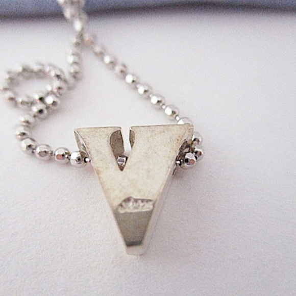 ALEX WOO - Sterling Silver Letter V Necklace - Picture 4 of 5